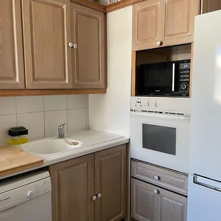 아파트 Le Niquet Spacious 2-bedroom In The Heart Of