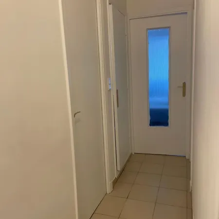 Le Niquet Spacious 2-bedroom In The Heart Of 아파트