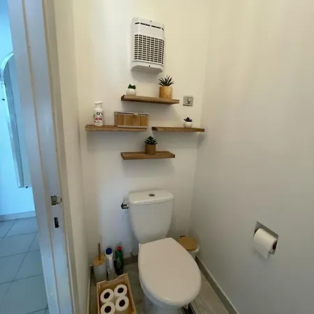 Le Niquet Spacious 2-bedroom In The Heart Of * 앙티브