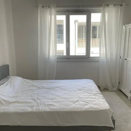 Le Niquet Spacious 2-bedroom In The Heart Of * 앙티브